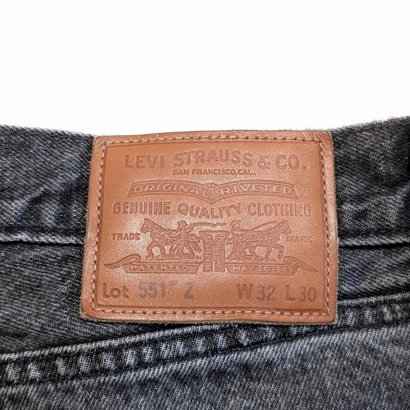 Levi's Men's 551Z Black Straight Jeans ~ Size 32x30 - Picture 9 of 14